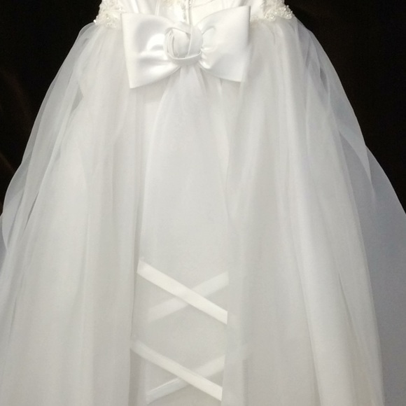 Davids Bridal Junior Bride Dress Girls Size 5 - Picture 4 of 8